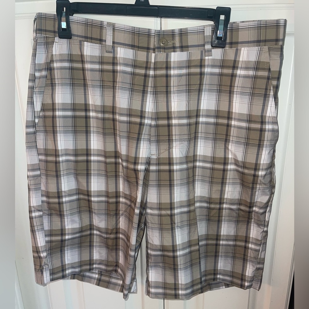 Ben Hogan‎ Mens Flat Front Performance Golf White Tan Plaid Shorts Size 34